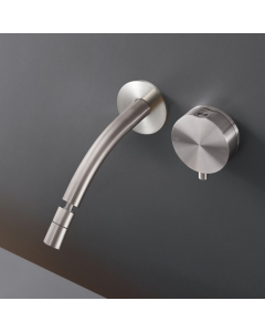 Miscelatore lavabo a parete con bocca di erogazione orientabile e doppio movimento Cea Design Giotto Plus GIO79
