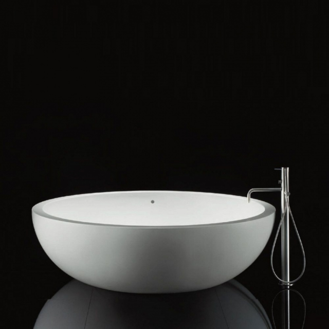 Boffi Tevere QAVISP01 vasca da bagno tonda in Corian | Edilceramdesign